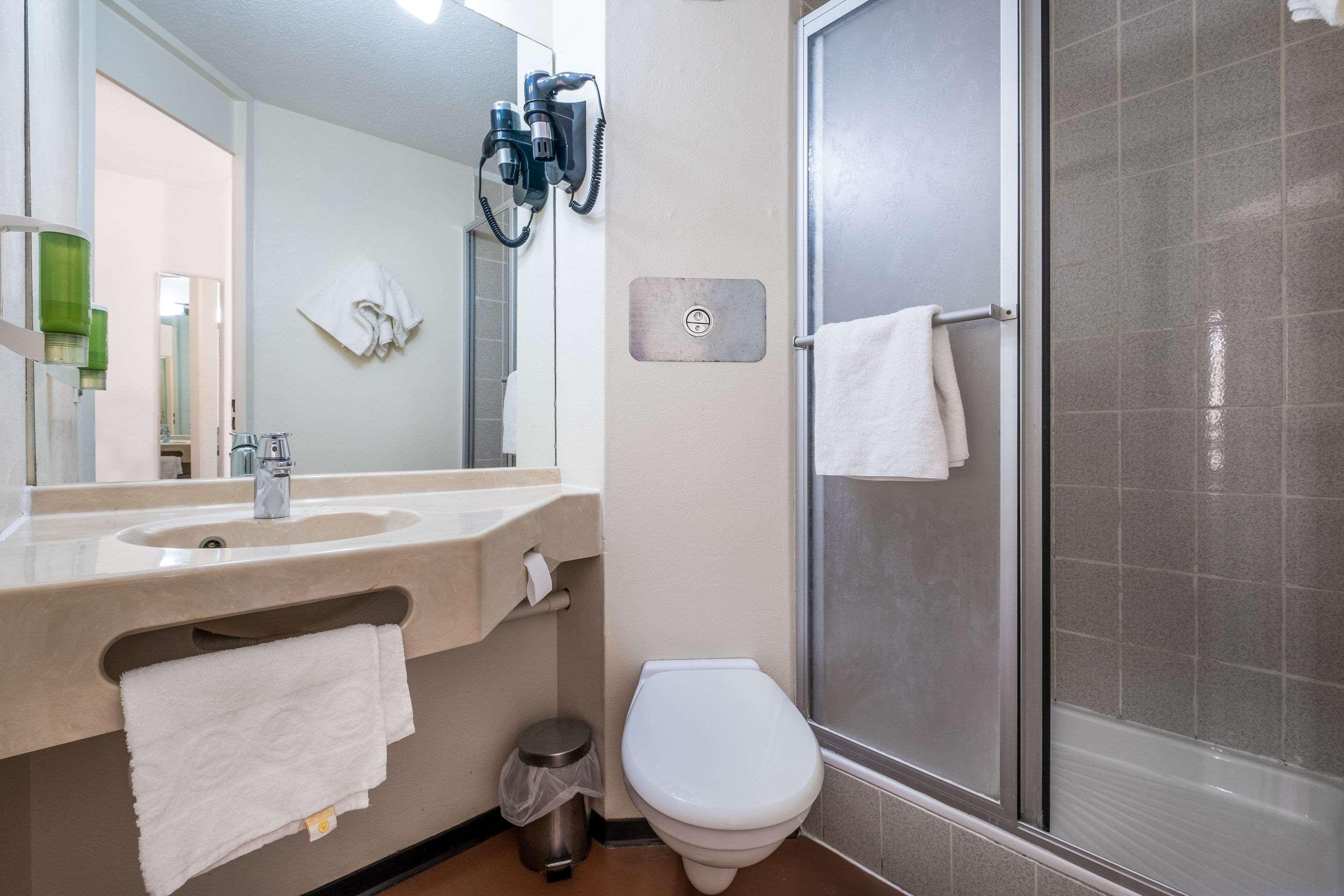 B&B Hotel Marne-La-Vallee Chelles Chelles  Bagian luar foto